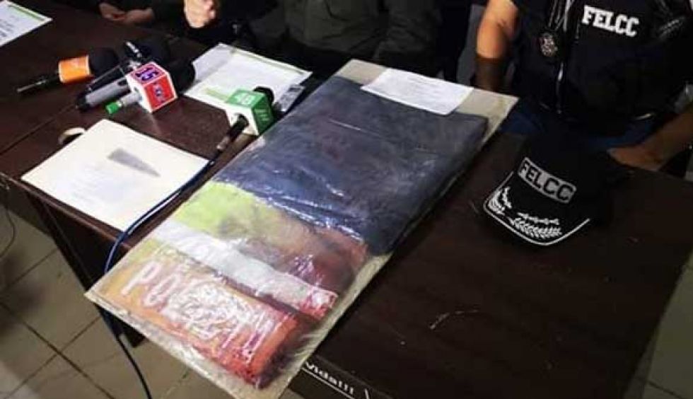 Un hombre acusado de violencia familia mató al policía que atendía caso