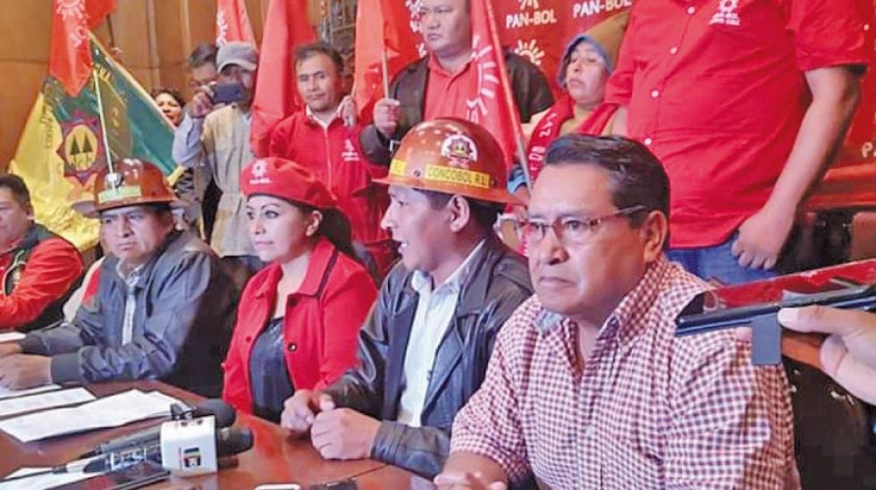 Ruth Nina se suma a la lista de candidatos para comicios