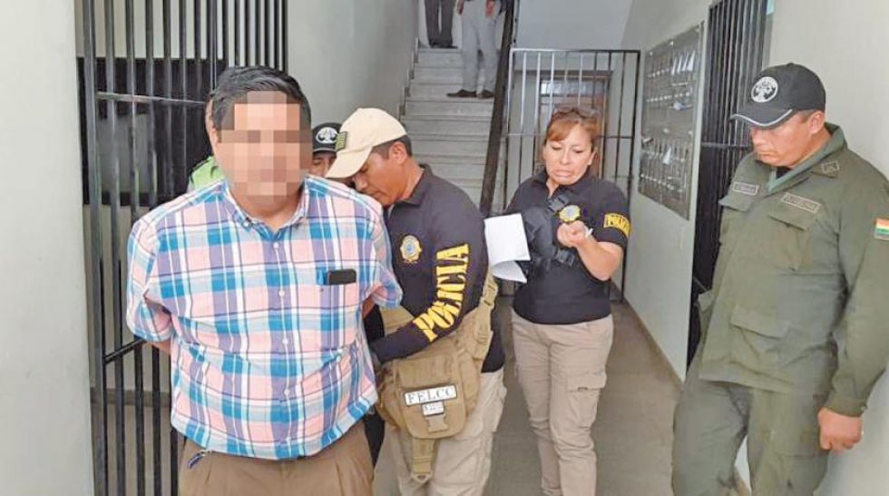 Arrestan al director jurídico de la Alcaldía de Quillacollo