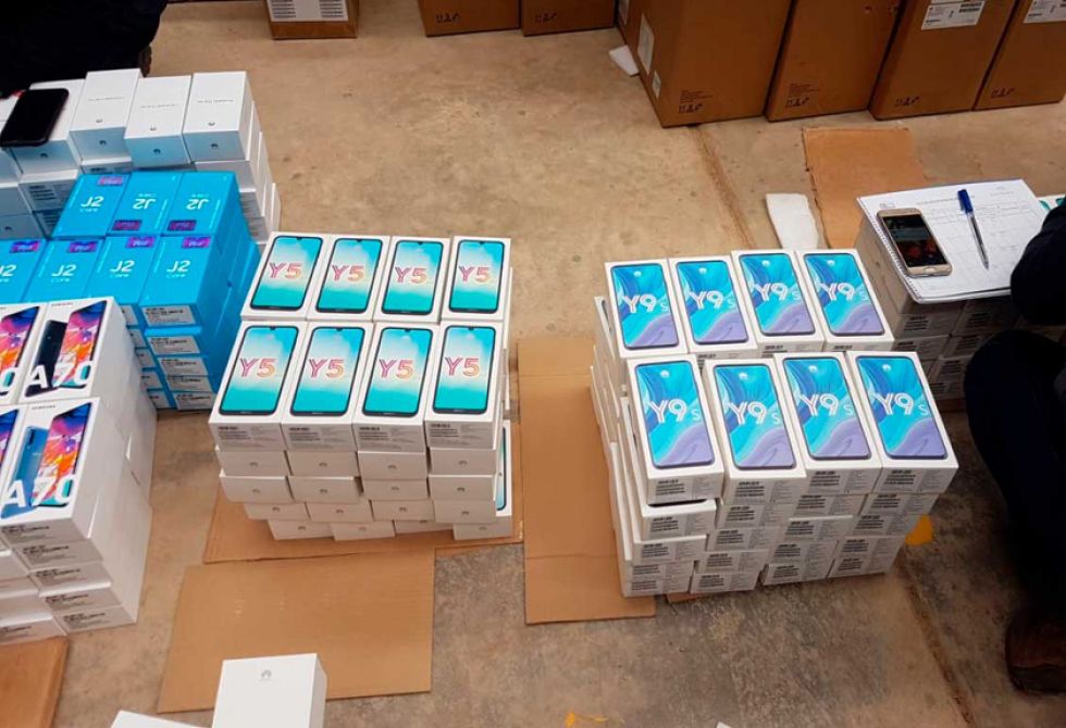Escáner detecta camión con aparatos electrónicos ilegales