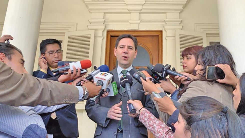 El TSE revisa documentos de los candidatos rumbo a elecciones