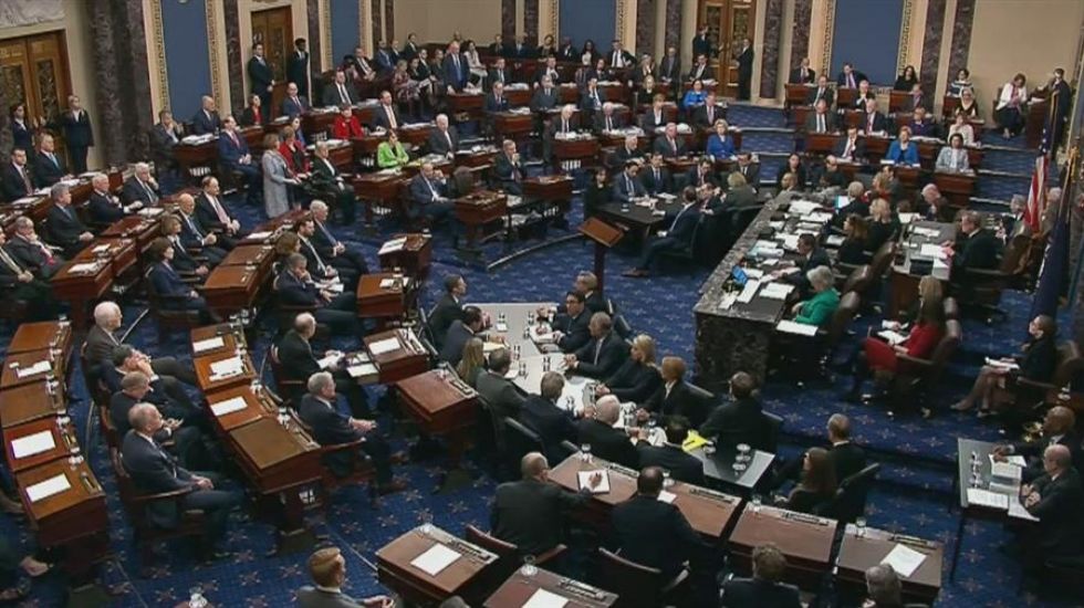 El Senado de EEUU absuelve a Trump del cargo de obstrucción al Congreso