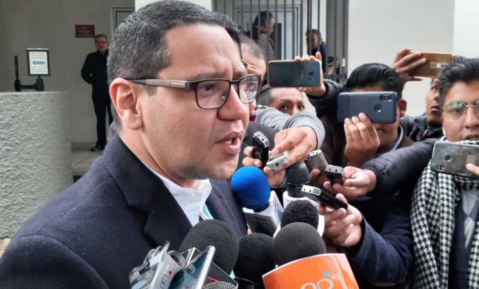 Diputado pide que la DEA investigue a Evo por narcotráfico
