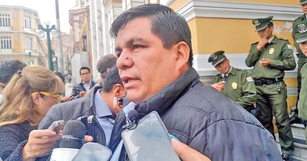 Aguilar dice que junto a Copa fueron “vetados” por Morales desde Argentina