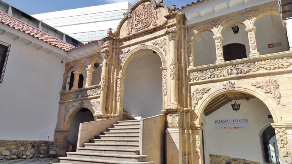 Surgen nuevas denuncias y afectan al Museo de Etnografía y Folklore