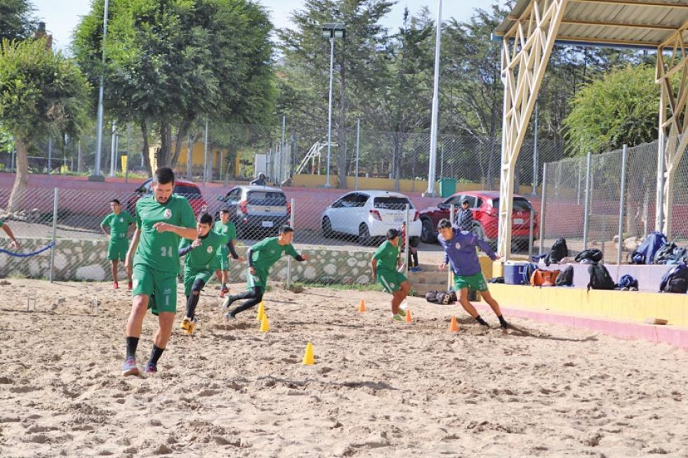 El equipo lila trabaja a doble turno con miras al duelo ante San José