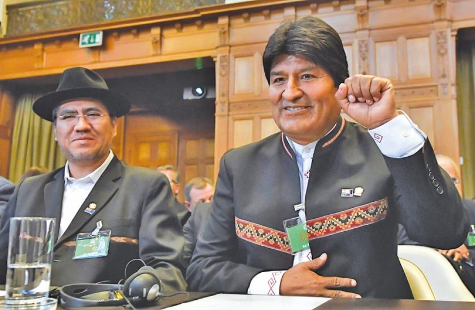 MAS pide aplicar sentencia que flexibiliza la residencia