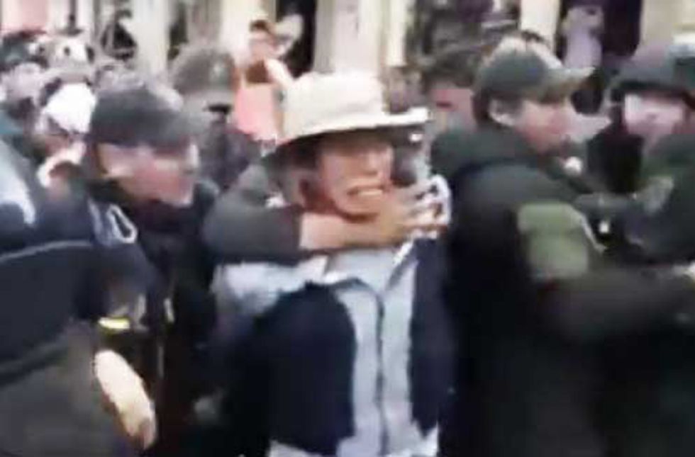 Seguidores y detractores de Camacho protagonizan gresca en Quillacollo