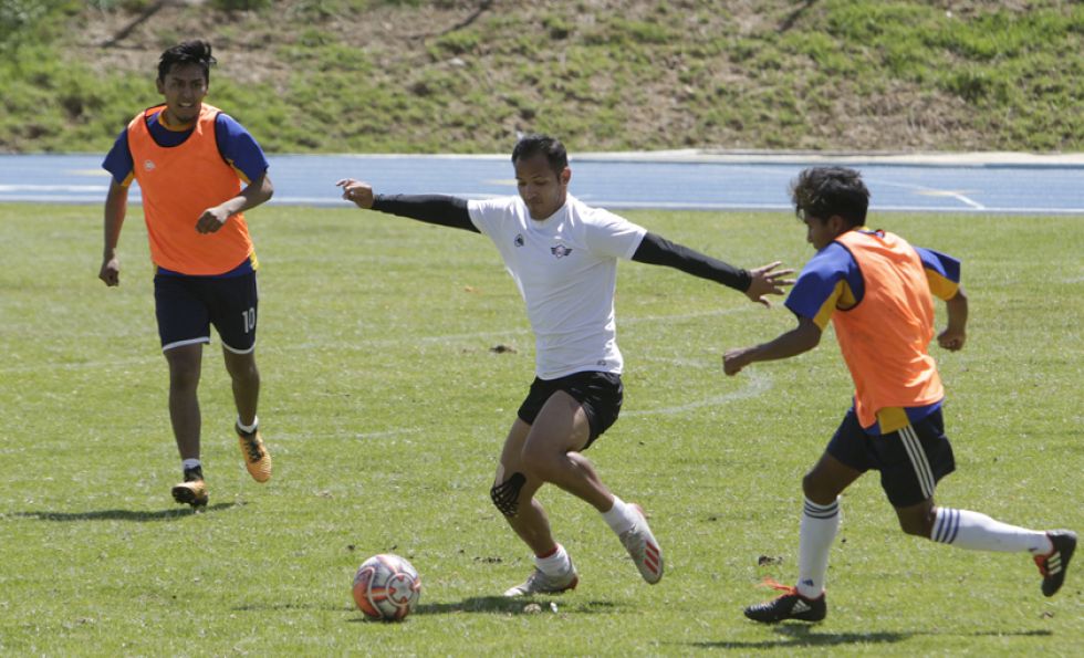 Wilstermann pretende llevarse los tres puntos de la Villa Imperial
