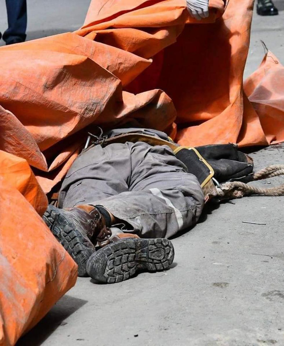 Un trabajador muere electrocutado 