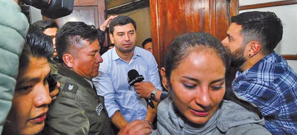 Exgerente de Entel llegó a La Paz para declarar ante la Fiscalía