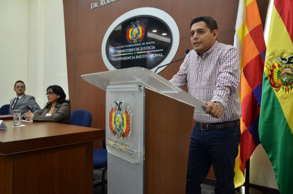 Coimbra: Gobierno del MAS despilfarró $us 340 mil MM