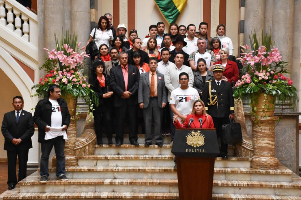 Anuncian decreto para declarar el 21F como Día del Ciudadano