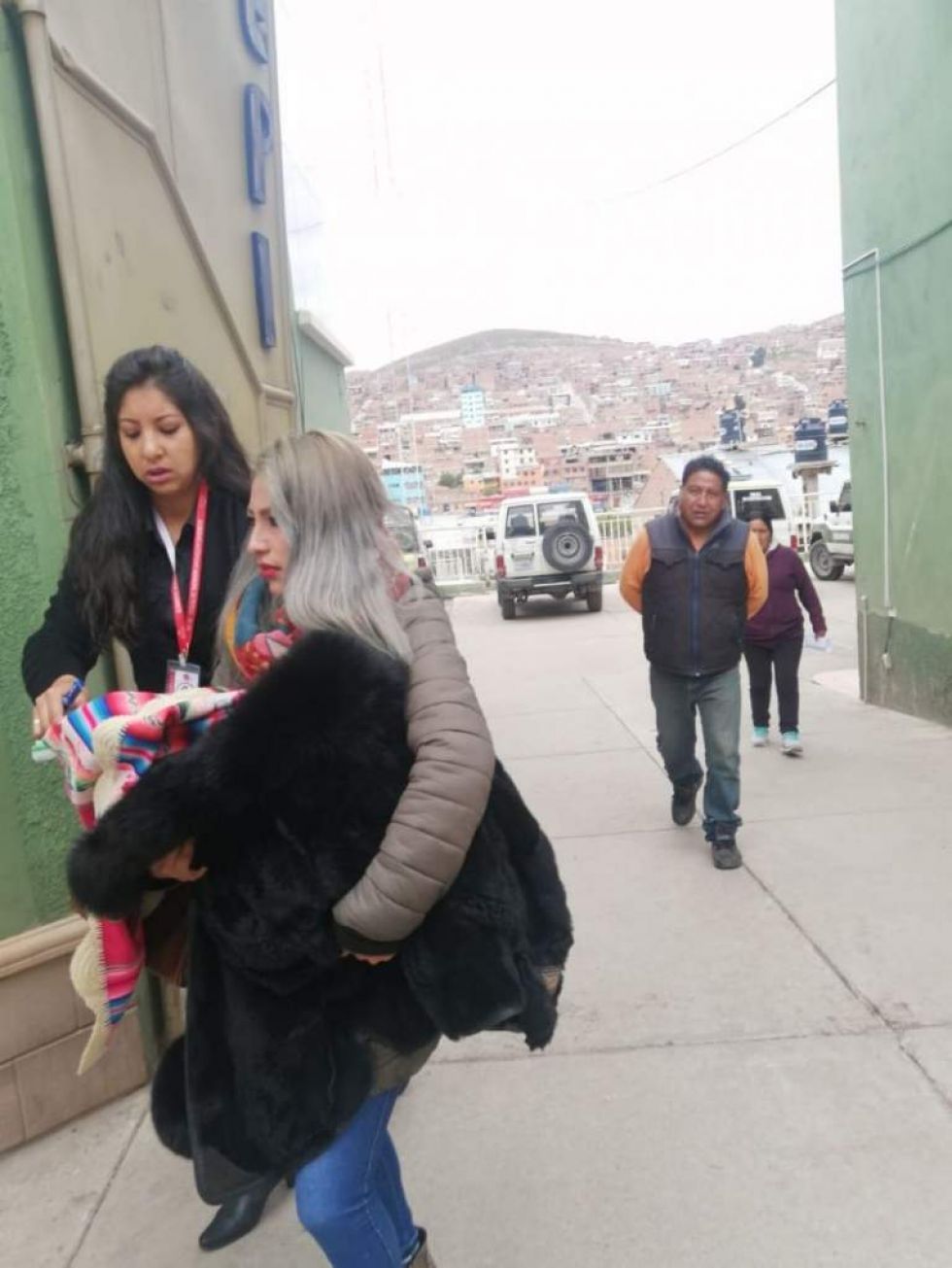 Madre que abandonó a su hija con Síndrome de Down se entregó