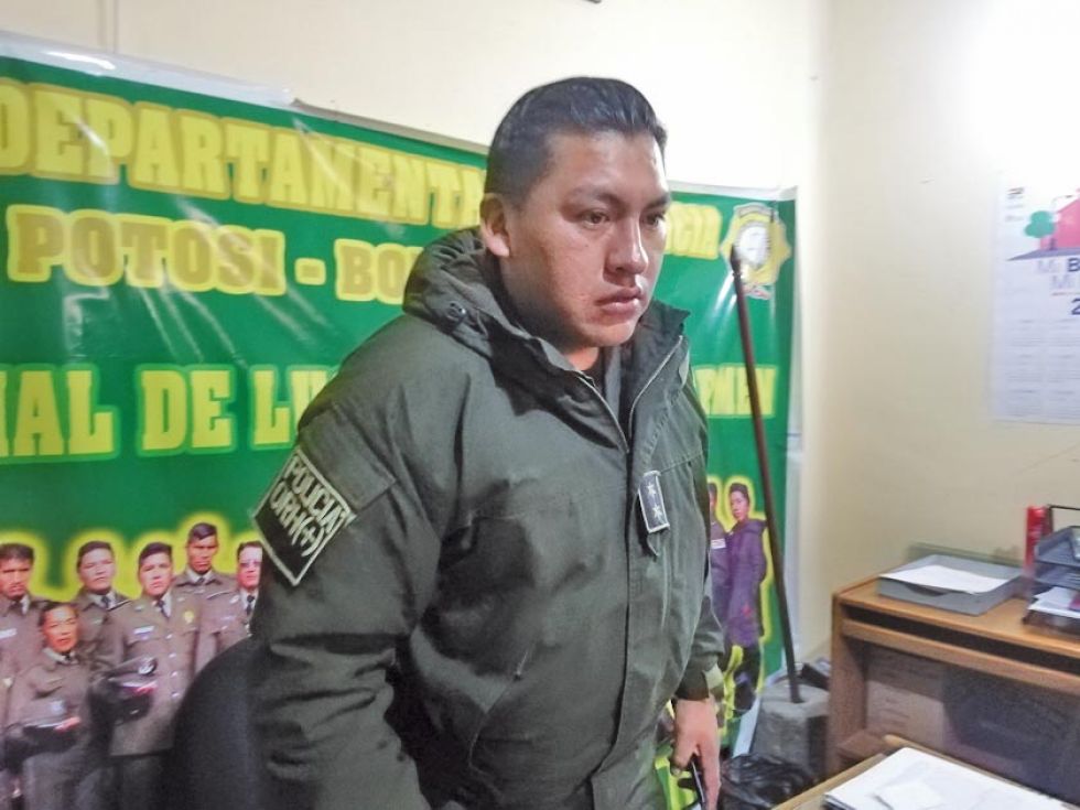 Familia evacua su domicilio por un probable atentado