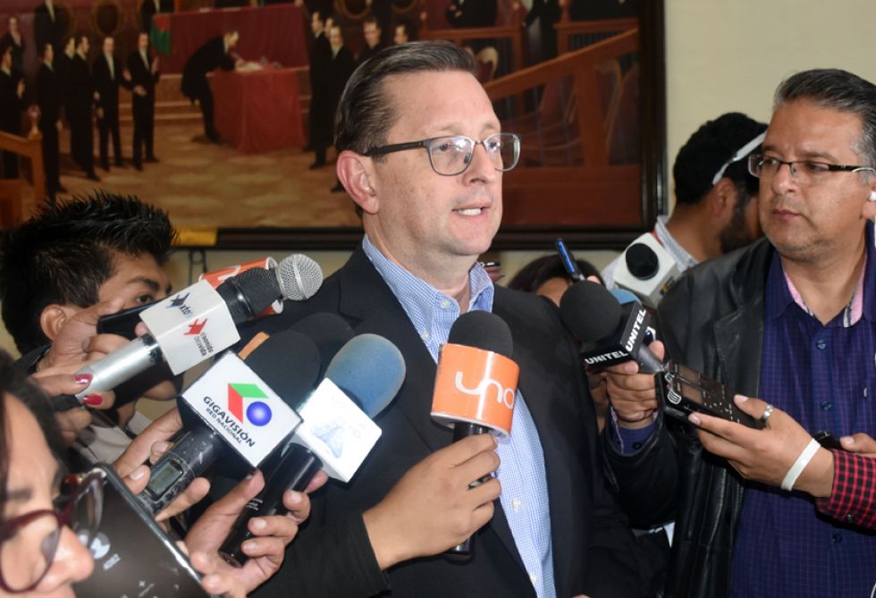 Piden auditoría a tres ministerios por adjudicaciones en gestión del MAS