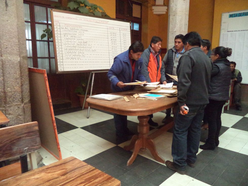 Abren sobres para ampliar escuela La Esquina