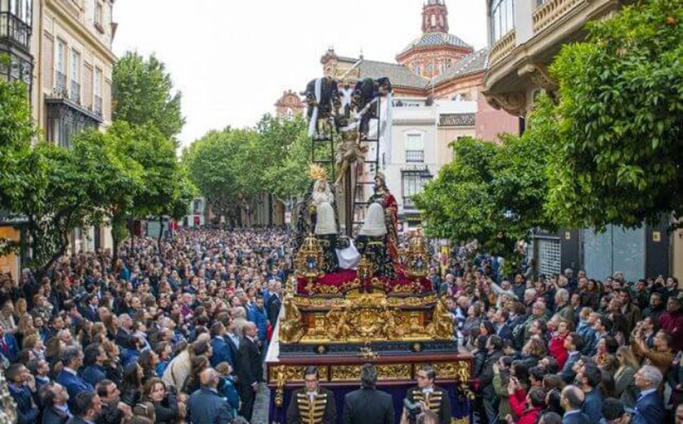 Sevilla suspende procesiones de Semana Santa por el coronavirus