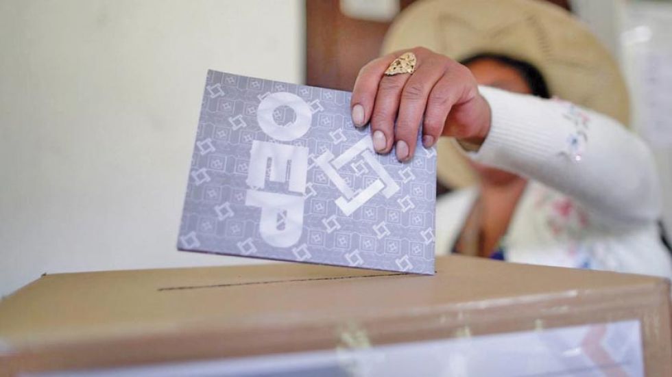 Intención de voto: Arce sigue primero, Mesa es segundo y Áñez tercera
