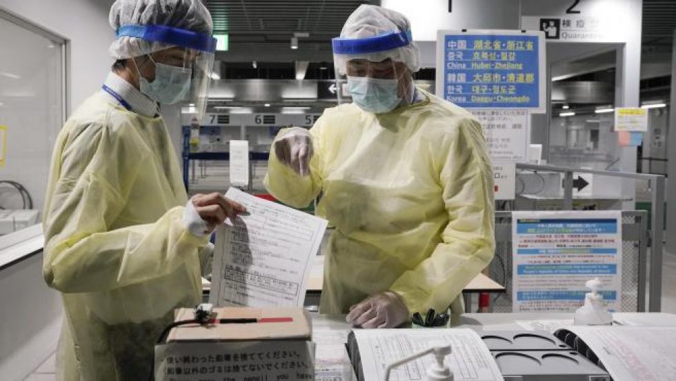 China anuncia los primeros ensayos de una vacuna que aún tardará en llegar