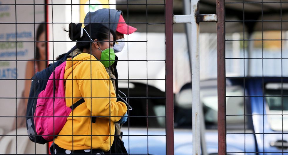 Ascienden a 27 los fallecidos y 1.049 los contagios por COVID-19 en Ecuador