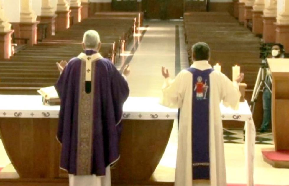 Iglesia católica: depende de cada uno de nosotros que se controle o se extienda la pandemia