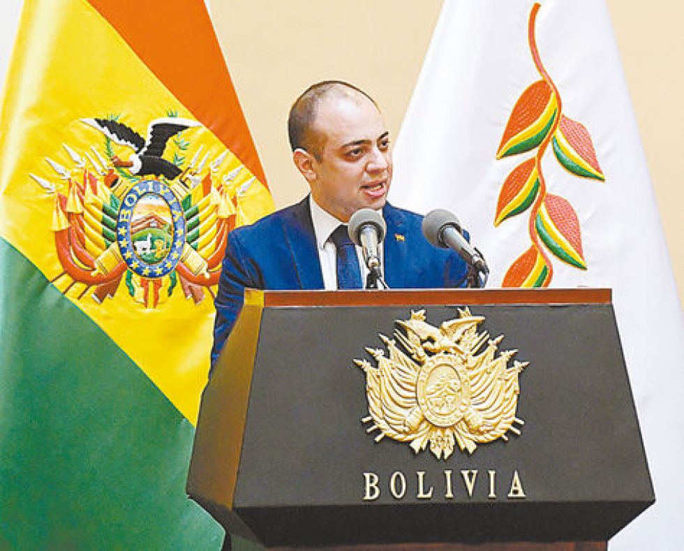 Este jueves arriba a Bolivia el primero de cinco vuelos con respiradores, barbijos y kits de diagnóstico de COVID-19