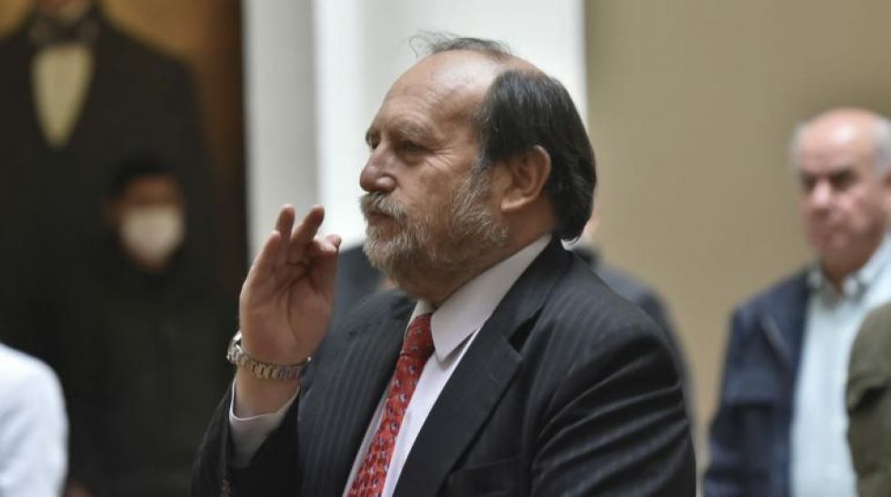 Áñez cambia al ministro de Salud en plena emergencia; Cruz deja el cargo y asume Navajas