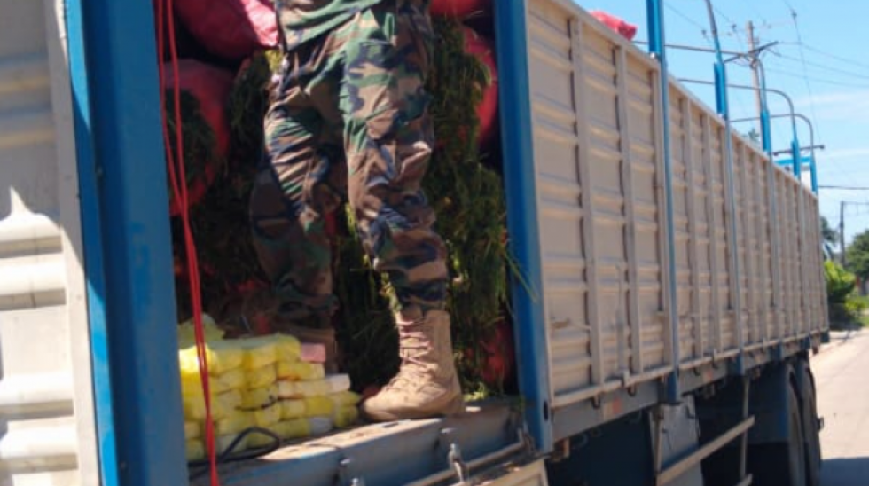 Una persona transportaba más de 173 kilos de cocaína en camión con verduras