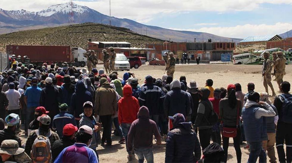 Iquique dará albergue a bolivianos varados en Colchane