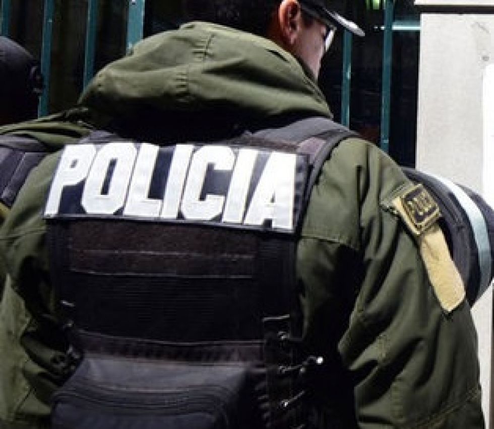 Cuatro policías  fueron atrapados bebiendo en un módulo