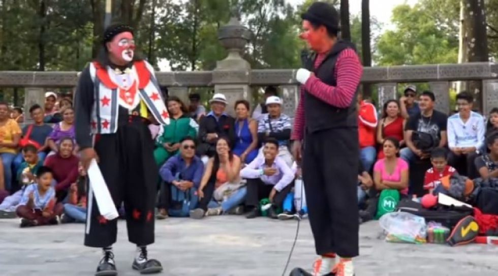 Tarija: Payasos, magos, músicos y otros artistas reciben apoyo gracias a campañas 