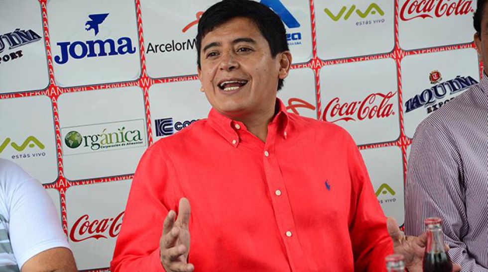 Vargas: “Fabol hace su trabajo, pero acá salimos de la crisis entre todos”