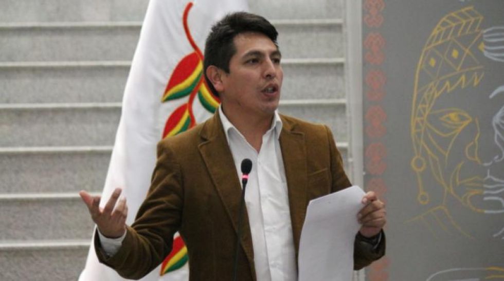 Aprueban decreto de viajes al interior del país para bolivianos varados por la cuarentena