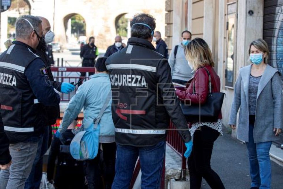 Italia se acerca a 26.000 muertos y sigue reduciendo la cifra de positivos