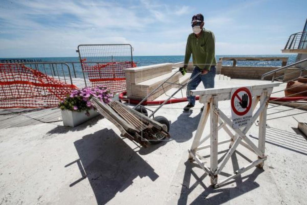 Italia registra 260 muertos, la cifra más baja de las últimas seis semanas