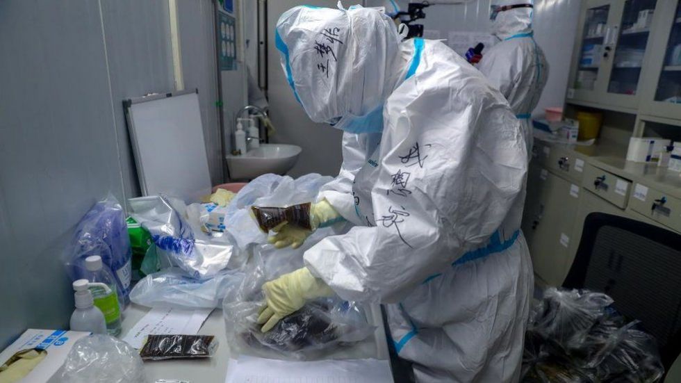 Gobierno autoriza compras directas de insumo médicos para enfrentar al coronavirus