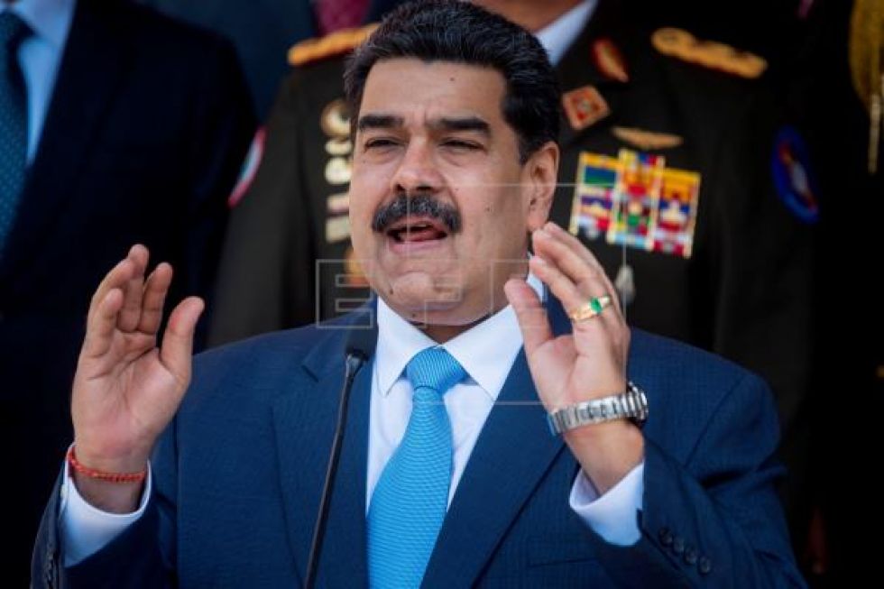 Maduro llama a la oposición a un "cese el fuego" y un acuerdo humanitario