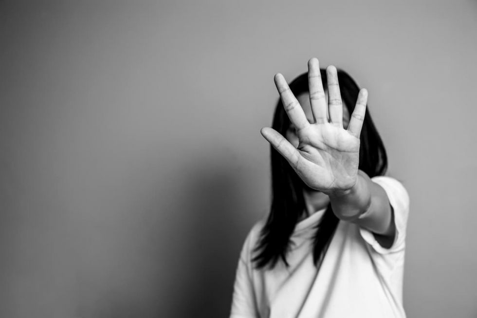 Denuncian a un militar por presunto abuso sexual en control de COVID-19