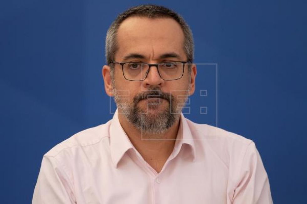 Supremo ordena investigar a ministro de Bolsonaro por racismo contra China