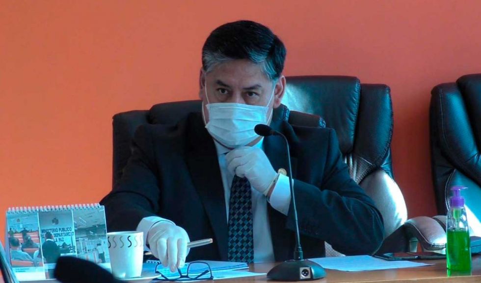 Tras las críticas de Murillo la Fiscalía sostiene que Lanchipa está cumpliendo sus funciones