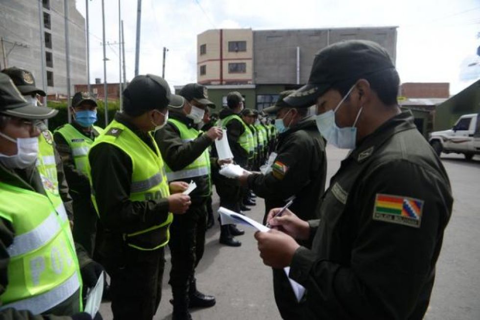 Al menos 71 policías dieron positivo a coronavirus en el país