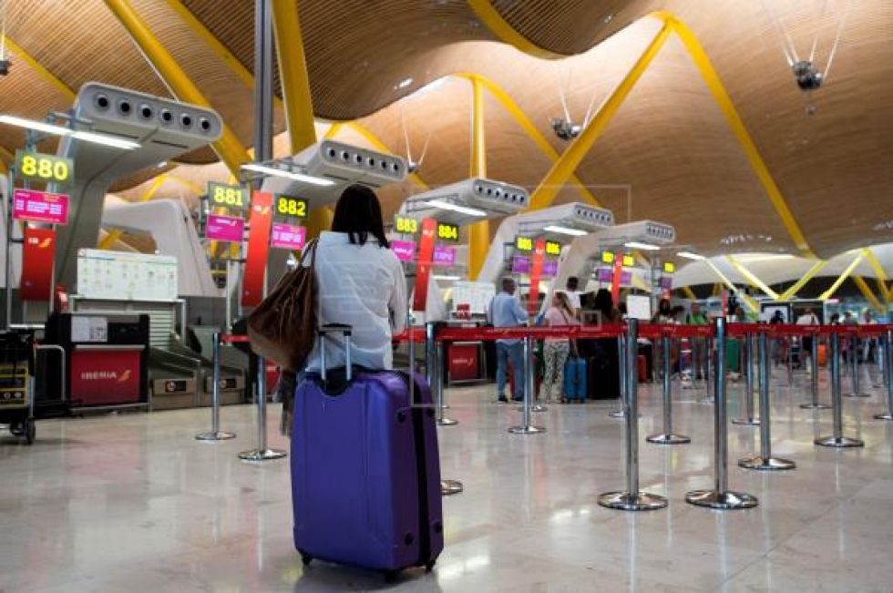 China registra 115 millones de viajes en primer puente tras contener el virus