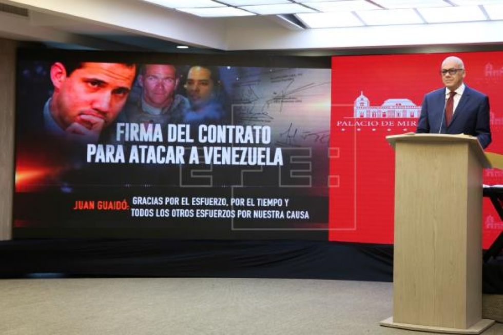 Un fallido ataque marítimo aviva el fuego del conflicto político en Venezuela