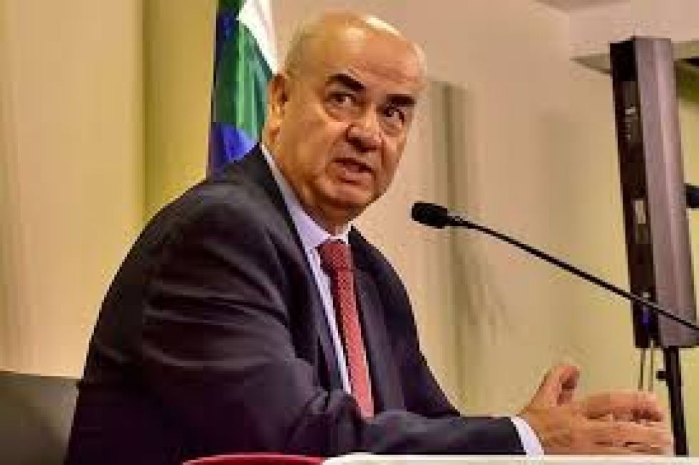 Gobierno dice que es “revisable” el plazo para empezar a pagar créditos
