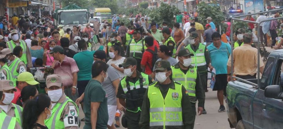 Cinco militares acusan a policías por cobrar coimas diarias a infractores de la cuarentena