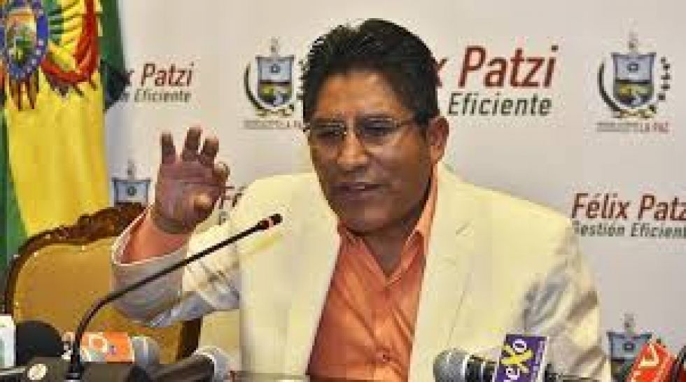 Patzi contradice a autoridades locales y nacionales; anuncia flexibilización de la cuarentena en La Paz