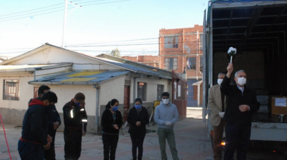 Iglesia dona material de bioseguridad para personal de salud