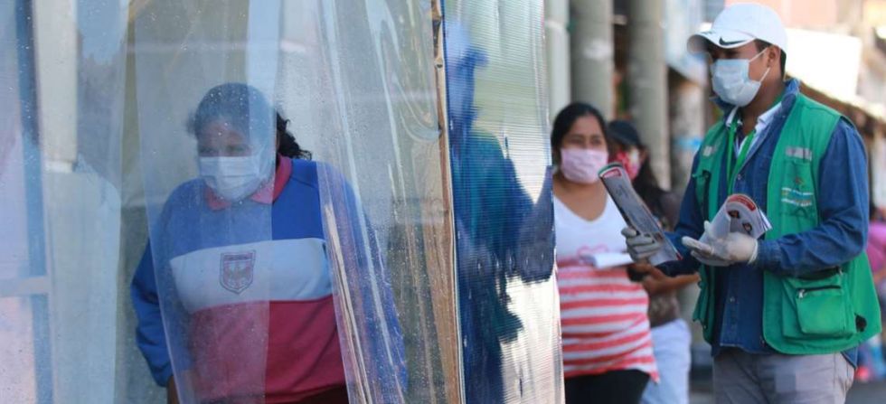 Advierten de daños a la salud por exposición en túneles de desinfección