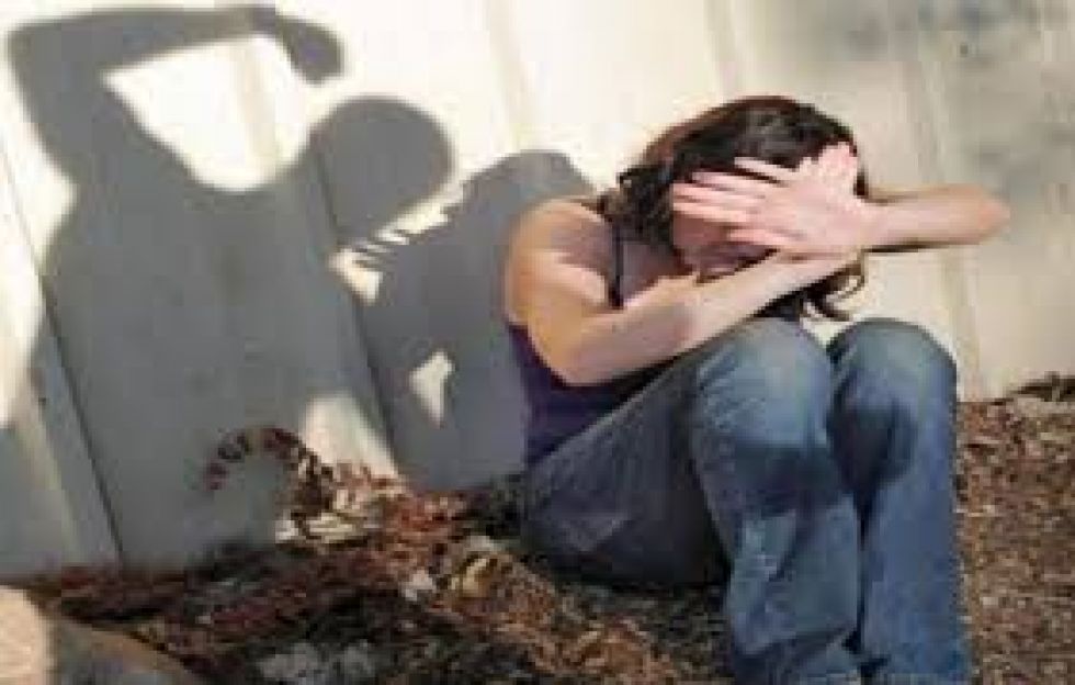 Bolivia: violencia doméstica, embarazos no deseados y feminicidios se registran en la cuarentena